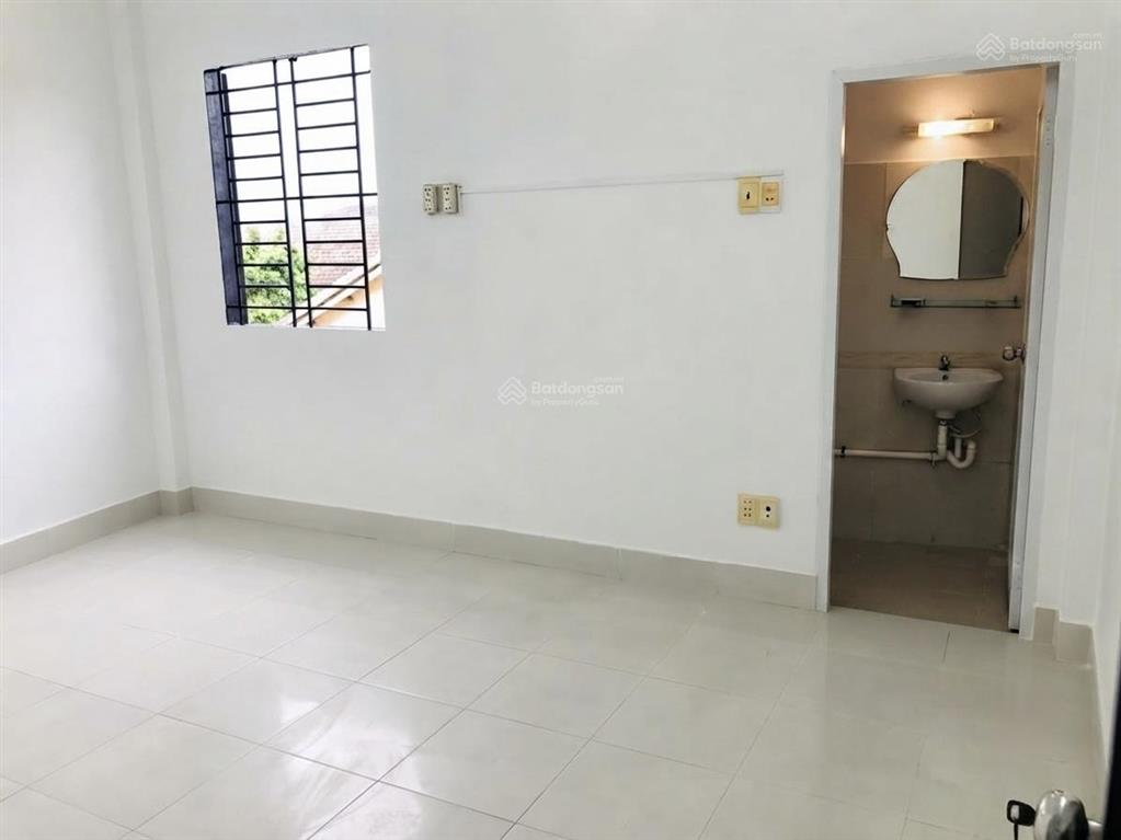 Nhà đẹp 48m giảm sốc 100 triệu chỉ còn 3.65 tỷ 2pn, 2wc vào ở ngay tăng nhơn phú