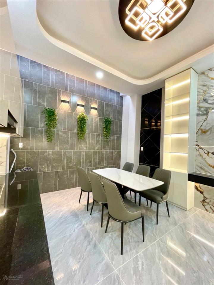 Nhà đẹp full nội thất 5pn, 3wc hẻm xe hơi thông tăng nhơn phú giá 7.95 tỷ
