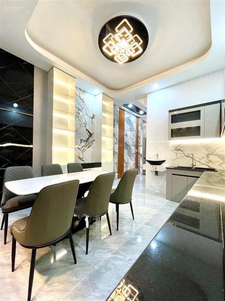 Nhà đẹp full nội thất 5pn, 3wc hẻm xe hơi thông tăng nhơn phú giá 7.95 tỷ