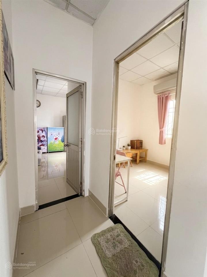 Lô góc 2mt kinh doanh  hiệp phú 2t  4pn  2wc giá 3,5 tỷ dt 40m2 chỉ 200m ra song hành hà nội