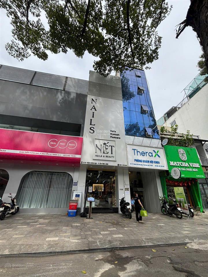 Ngộp bank cần bán mặt tiền trần hưng đạo q1  dt 100m²  5 tầng hđt 90 triệu/tháng  giá chỉ 47 tỷ