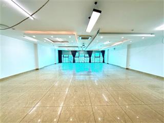 Chính chủ cho thuê văn phòng 150m2 tại 180 vạn phúc  hà đông
