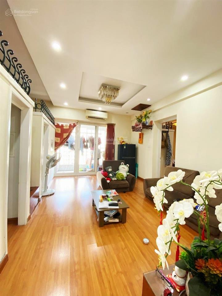 Căn hộ chung cư vườn đào, lạc long quân, võ chí công 65m2 5 tỷ 2pn 2 vs, sổ đỏ lâu dài view đẹp