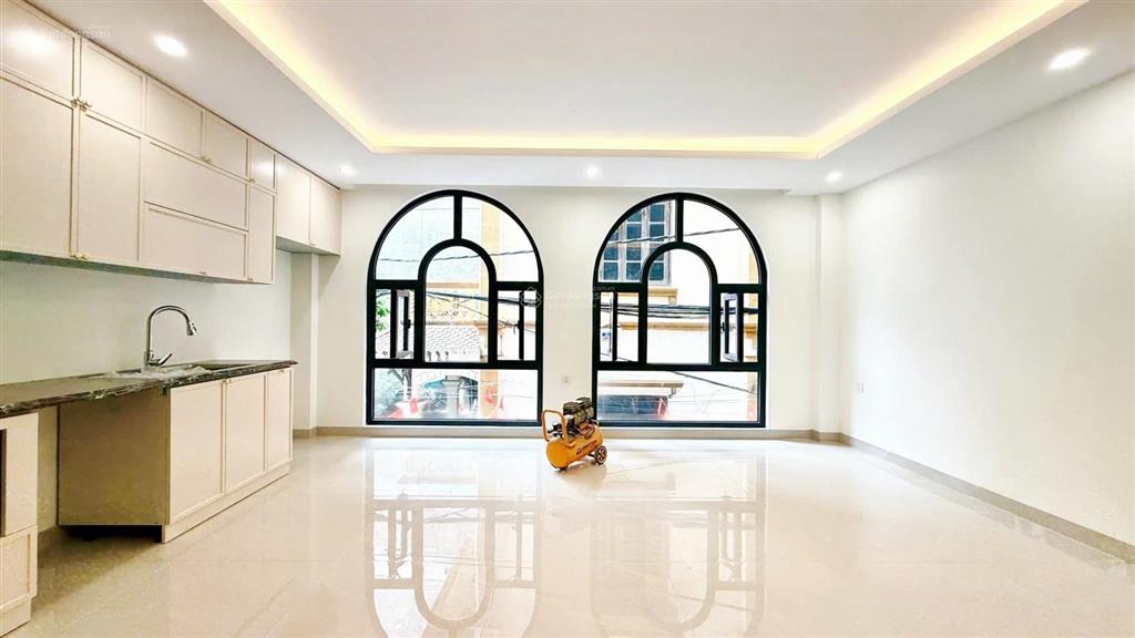 Nhà đẹp xuân đỉnh 50m2*6t mt 5.6m 15 tỷ gara ôtô, thang máy, k.doanh, gần công viên hòa bình