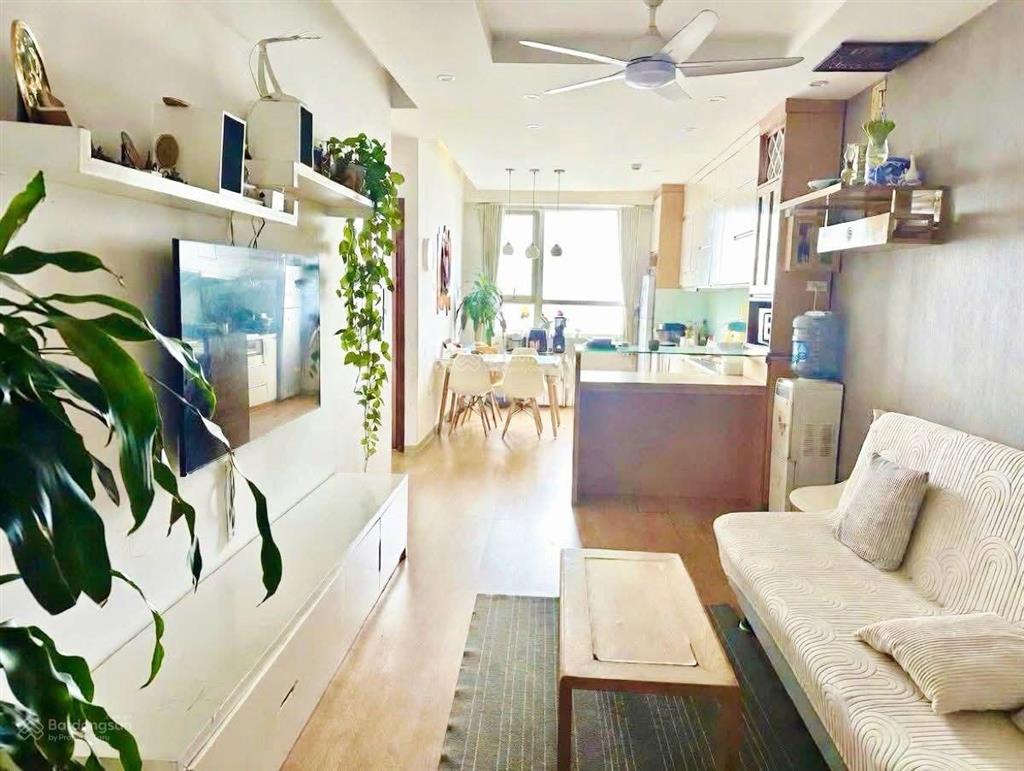 Căn hộ chung cư resco cổ nhuế, phạm văn đồng 68m2 2 ngủ 2vs nhỉnh 5 tỷ, không gian sống xanh, phúc