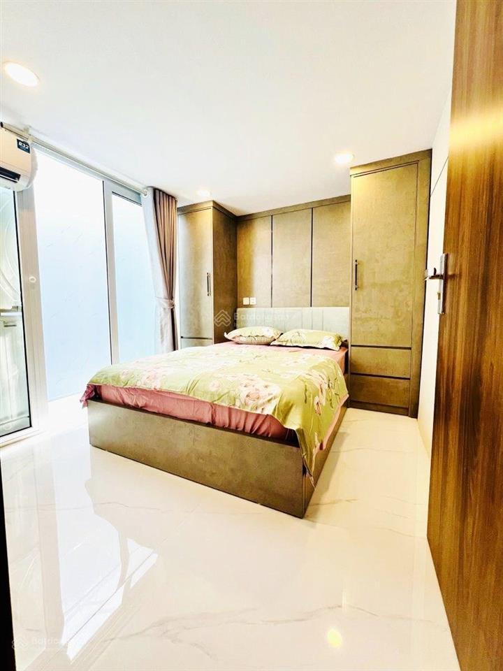 4 tỷ tập thể giao thông vận tải 82m2 3 ngủ ngay đường láng  giáp cầu giấy 2 thoáng, giá đầu tư