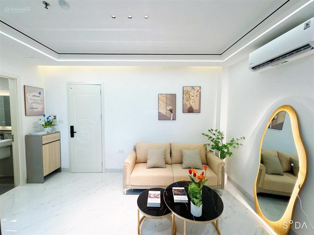 100 tỷ có tòa nhà dòng tiền phố trần thái tông 320m*9t mt16m siêu to khổng lồ, doanh thu 600tr/th