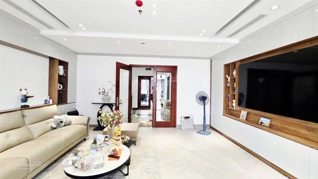 Mặt phố xuân đỉnh 93m2*9t mt 6.8m 40 tỷ, lô góc, văn phòng, spa kết hợp dòng tiền, siêu hiếm