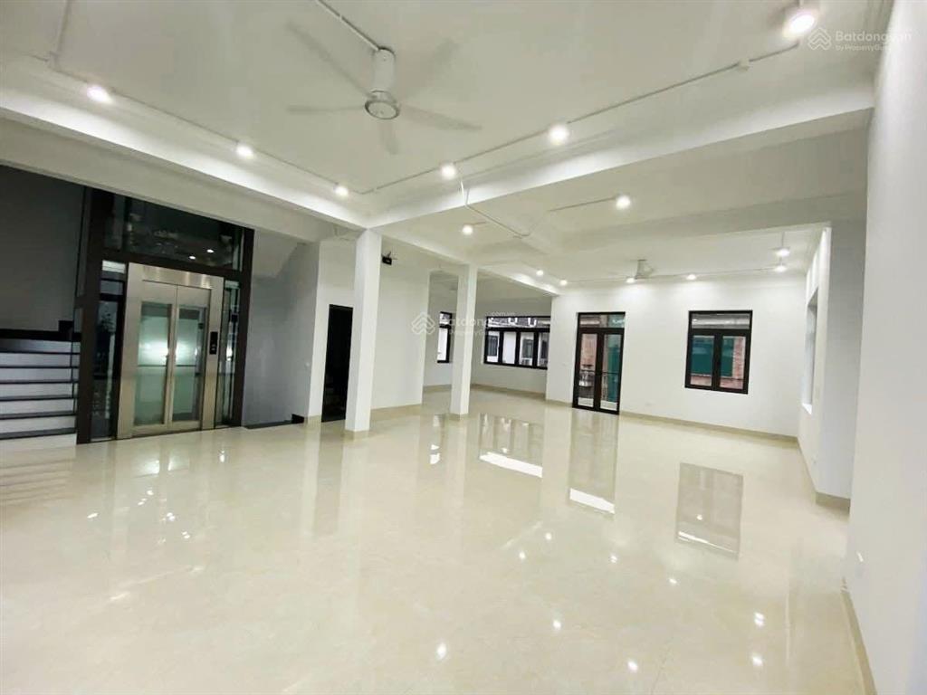 Mặt phố lộc 136m2*8t mt 8.5m 50 tỷ vỉa hè rộng, đường 3 làn ô tô tránh, kinh doanh đa loại hình