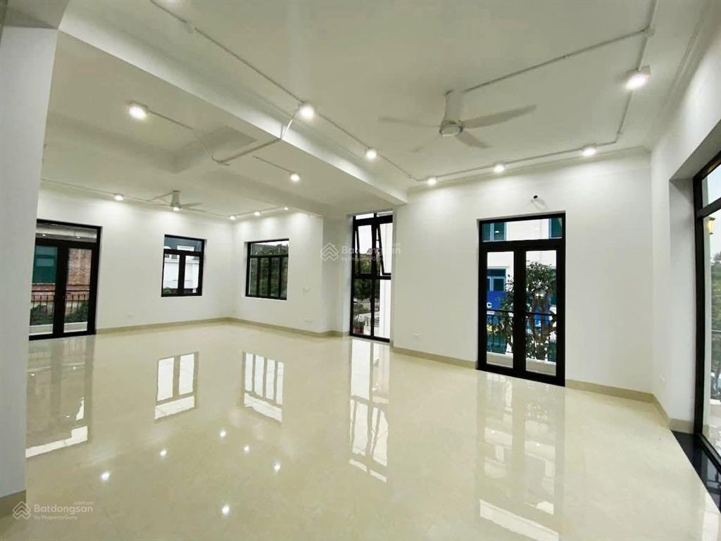 Mặt phố lộc 136m2*8t mt 8.5m 50 tỷ vỉa hè rộng, đường 3 làn ô tô tránh, kinh doanh đa loại hình