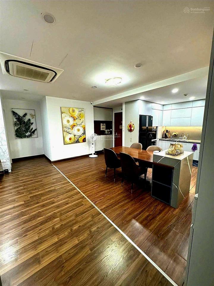 Nhà đẹp đông ngạc 70m2*5t mt 5m 17 tỷ gara ô tô, thang máy, kinh doanh, văn phòng, không quy hoạch