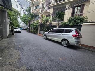 20 tỷ nhà đẹp hoàng quốc việt 60m*4t mt6m lô góc ô tô dừng đỗ ngày đêm, dân xây, kinh doanh.