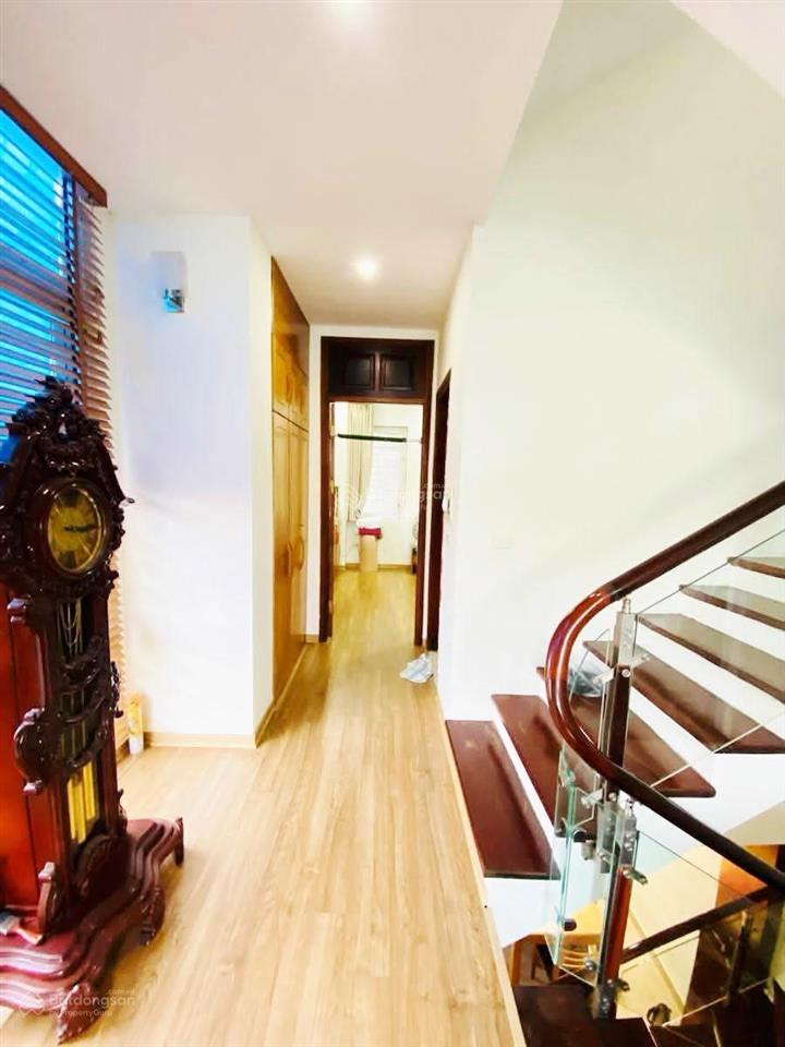 16 tỷ trần quốc hoàn 52m*5t mt4m nhà đẹp phân lô, gara ô tô, lô góc, 2 thoáng, chủ xây tâm huyết