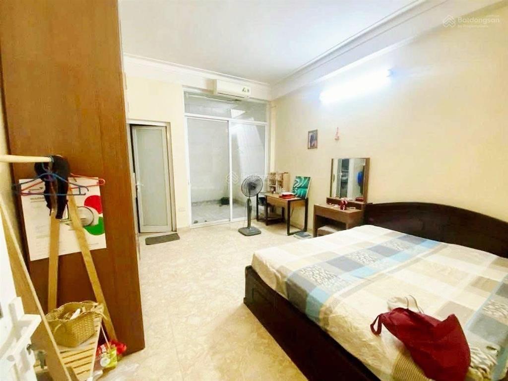 30 tỷ khu phân lô hoàng quốc việt 118m*5t mt4.5m gara ô tô, thang máy, kinh doanh 2 thoáng