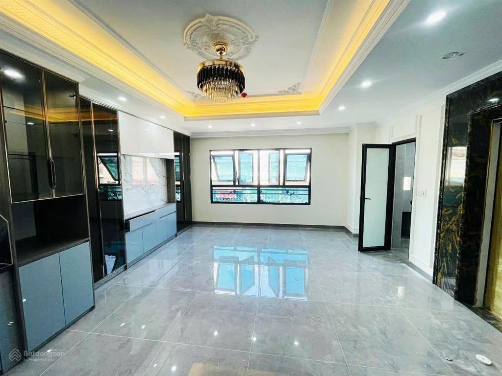 28 tỷ tòa nhà đẹp hơn mặt phố vĩnh phúc đường bưởi 58m 8 tầng mt6m kinh doanh