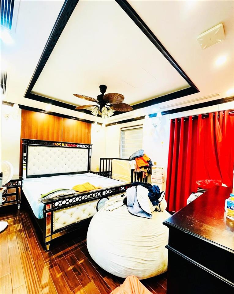 Nhà đẹp đội cấn ba đình 85m 4 tầng mt6m giá 28 tỷ gara ô tô  ở cực sướng