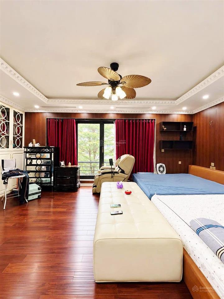 Nhà đẹp đội cấn ba đình 85m 4 tầng mt6m giá 28 tỷ gara ô tô  ở cực sướng