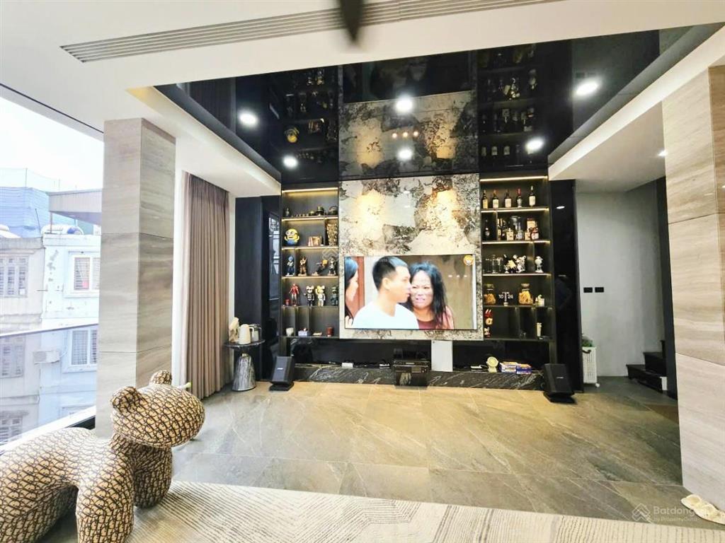 26 tỷ nhà đẹp đào tấn 65m*6t mt6m lô góc, gara ô tô, thang máy, kinh doanh, hàng xóm lotte.