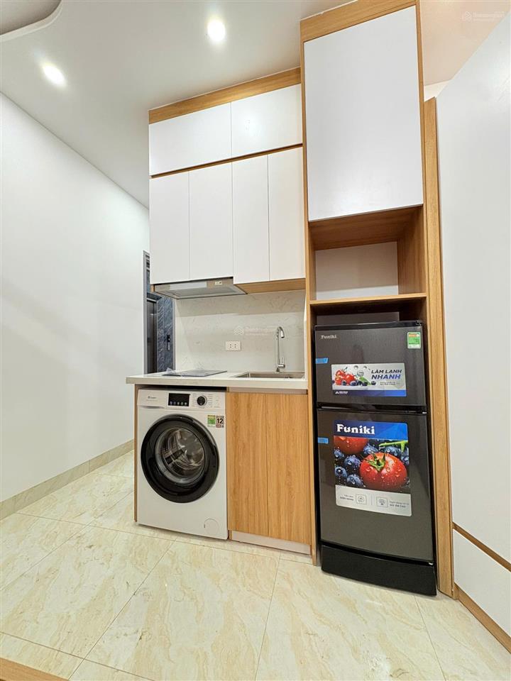 Ccmn cao cấp hv ngân hàng  mới 100%  máy giặt riêng giá 4tr9