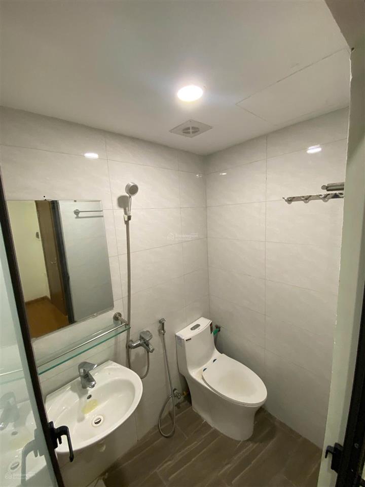 Phải nhanh ccmn đh điện lực full đồ cao cấp giá 4tr, ban công