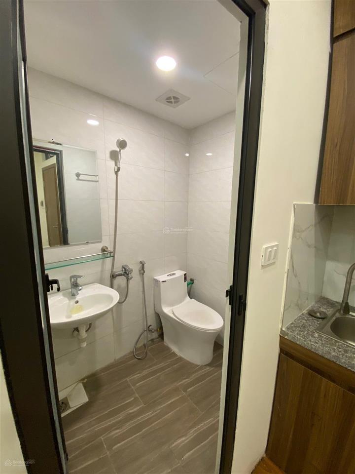 Phải nhanh ccmn đh điện lực full đồ cao cấp giá 4tr, ban công