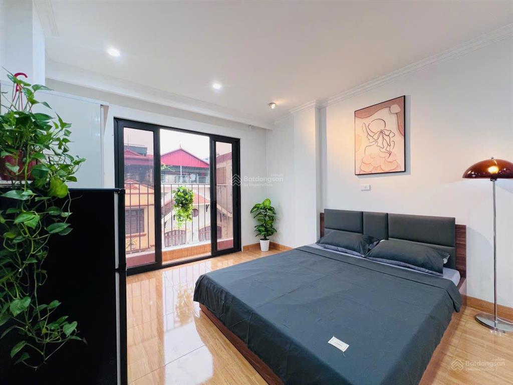 Bán nhà cũ xây ccmn cổng bách khoa  ktqd (300m) 67m2 giá 12,6 tỷ