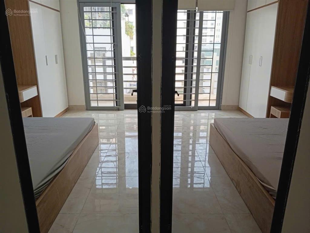 Ccmn nguyễn trãi  3 ngủ 1 khách 8tr2 70m2, full đồ mới 100%, ban công, máy giặt riêng