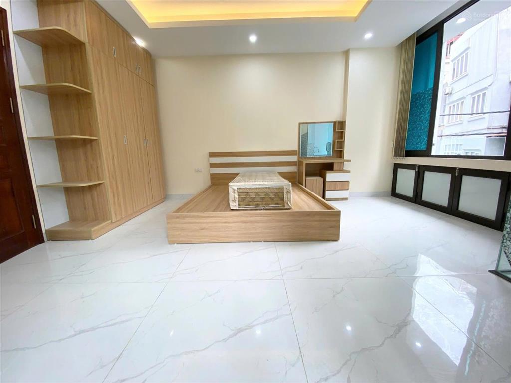 Ccmn 2 ngủ 1 khách thủy lợi công đoàn 6tr/th, tòa nhà 8 tầng