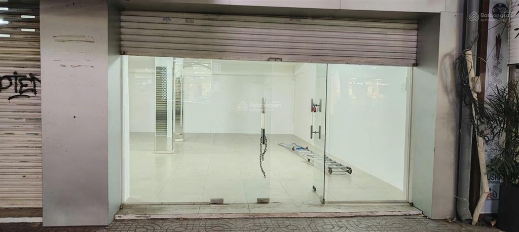 Bán nhà ngang 8 mặt tiền nguyễn trãi , phường 2, quận 5, thành phố hồ chí minh.
