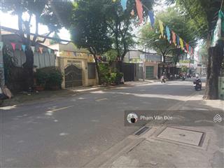 Nhà mặt tiền đường gò dưa . kinh doanh mọi nghành nghề . 3 lầu ở ngay . chủ giảm sâu còn 16.7 tỉ