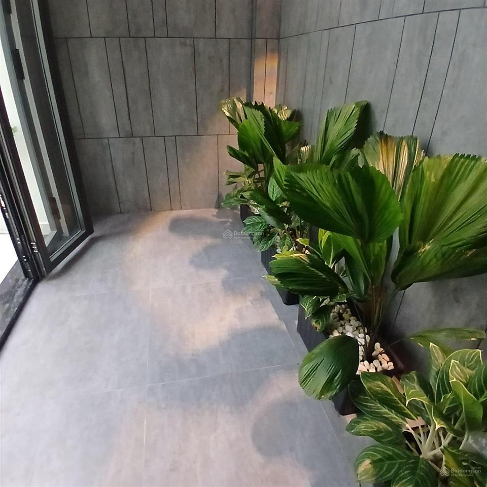 10 tỷ 150 thương lượng, nhà 6 tầng mới thang máy, đường 8 mét thông, diện tích  4 x 17