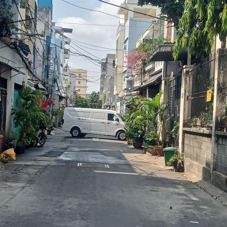 10 tỷ 150 thương lượng, nhà 6 tầng mới thang máy, đường 8 mét thông, diện tích  4 x 17