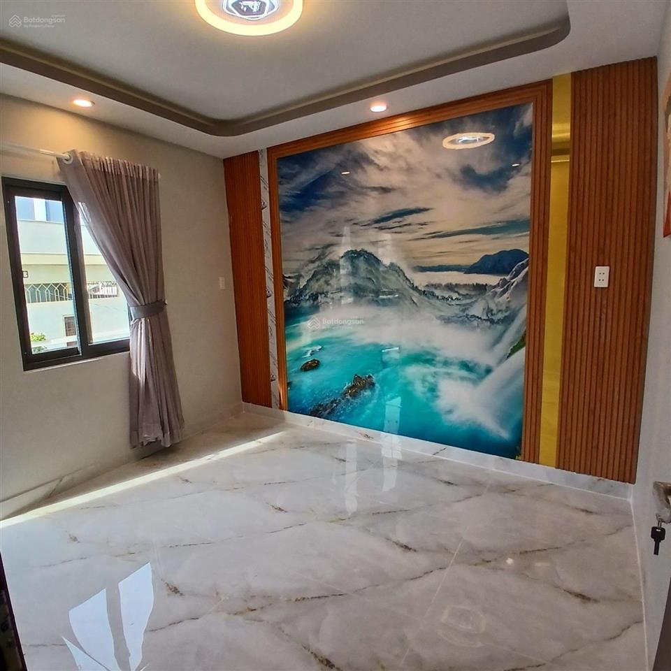 3 tỷ 700 thương lượng, nhà 2 tầng mới mặt tiền kinh doanh