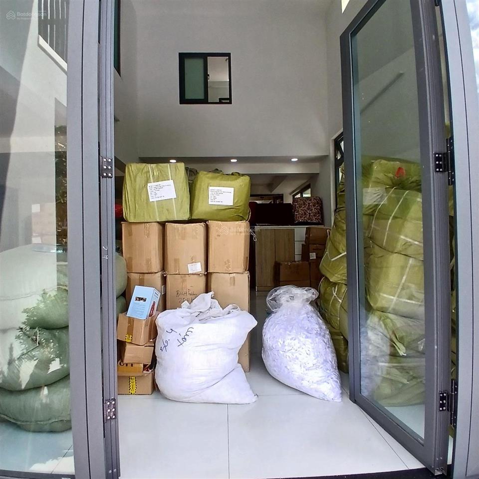 14 tỷ thương lượng, biệt thự vừa ở vừa có dòng tiền. diện tích 10 x 20