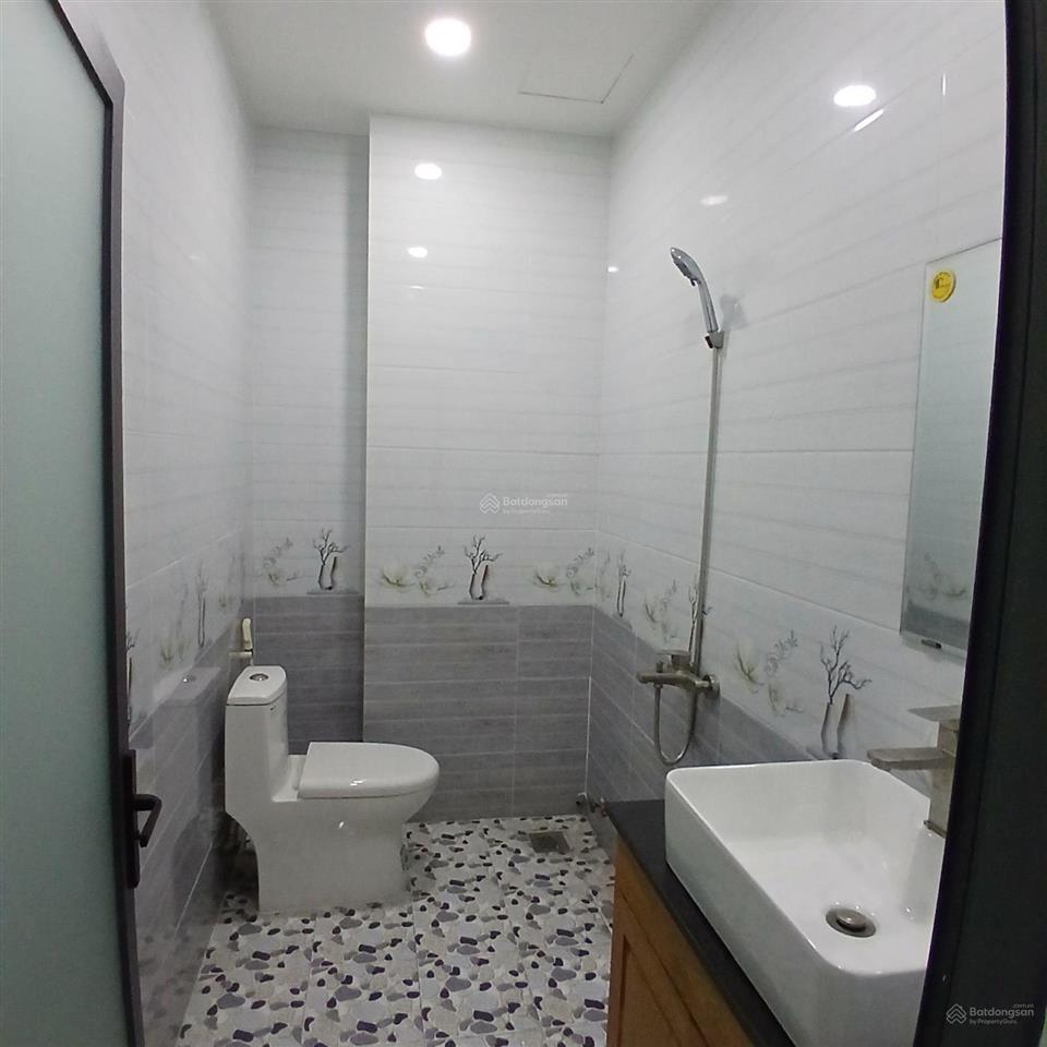 7 tỷ thương lượng, nhà 4 tầng, khu phân lô, diện tích  4 x 15,5