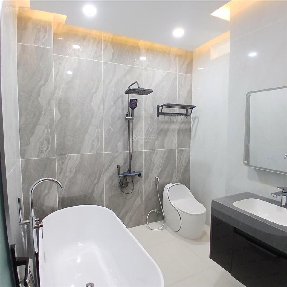 7 tỷ 500 thương lượng, nhà 3 tầng, đường đình nghi xuân, phường bình trị đông, tphcm.