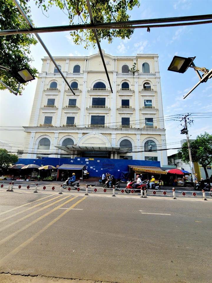 Building góc 2 mt 307309 lê văn quới (dt 31x60  2056m2) 1 hầm 8 tầng. giá giảm về 220 tỷ