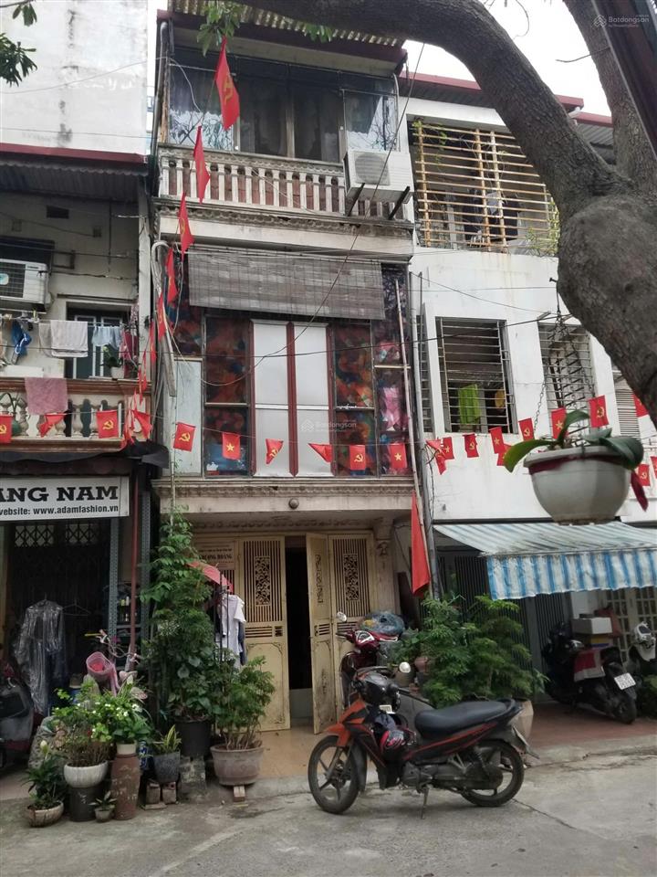 Nhà liền kề, khu ăn ninh tốt, dân trí thức, oto vào tận nhà. nhà chính chủ. khu trung ương
