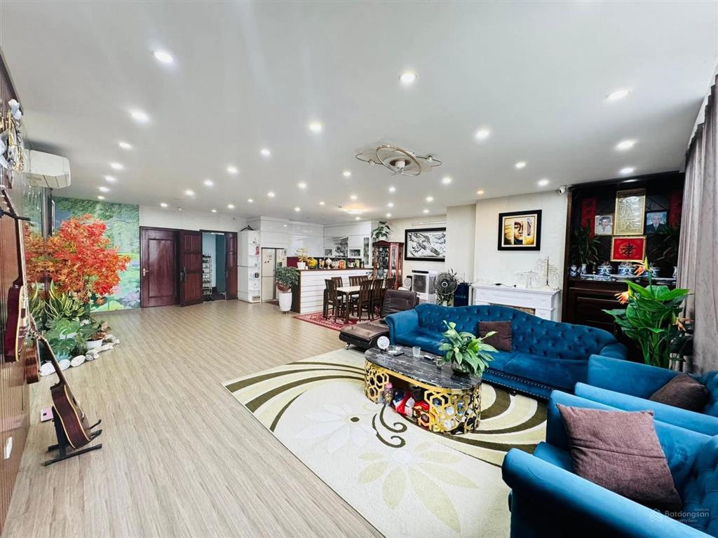 Chung cư 143.85 hạ đình 4 ban công, 4 ngủ 4, wc dt 216m2. giá 14,4 tỷ thương lượng