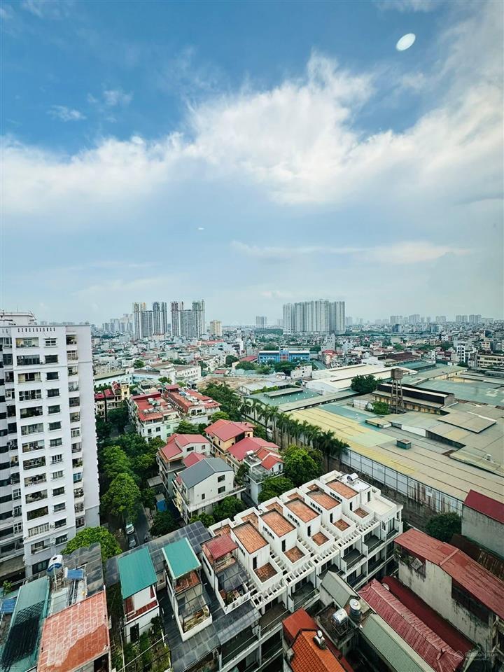 Chung cư 143.85 hạ đình 4 ban công, 4 ngủ 4, wc dt 216m2. giá 14,4 tỷ thương lượng