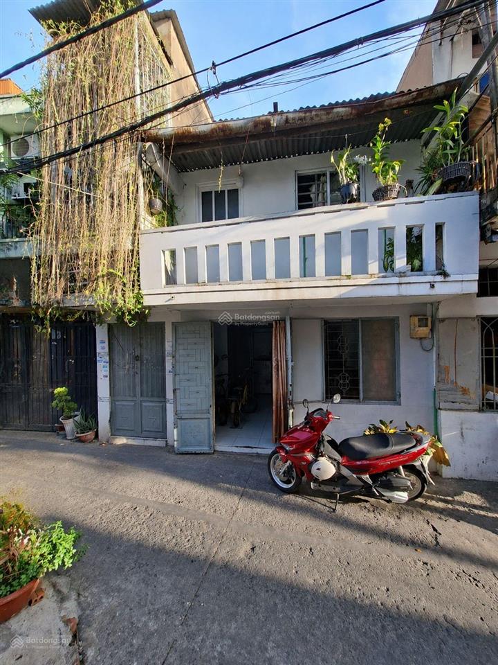 Bán nhà đường trường chinh,q12  nhà 2 tầng ( 23m2 ) sổ hồng  hỗ trợ vay ngân hàng  giá còn tl