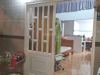 Bán nhà giá rẻ gác đúc kiên cố vô ở liền