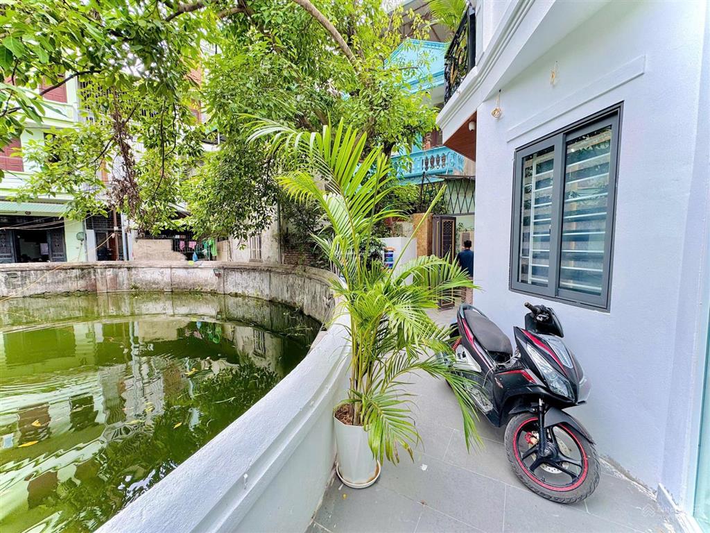 Lô góc  view hồ  gần đền lừ 54m2 thang máy chỉ hơn 11 tỷ xây mới full đồ