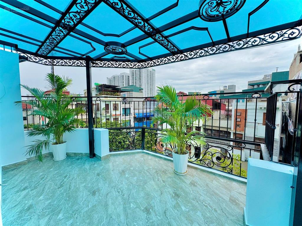 Lô góc  view hồ  gần đền lừ 54m2 thang máy chỉ hơn 11 tỷ xây mới full đồ