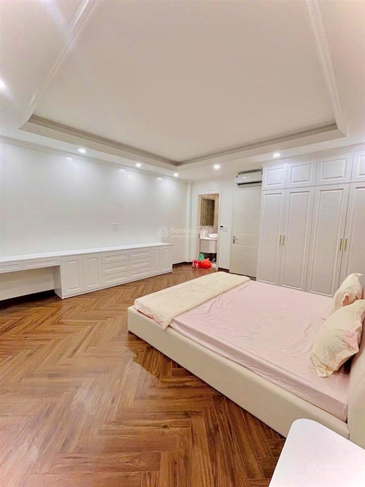 Bán nhà 6 tầng thang máy full đồ phố vĩnh hưng 50m2 mặt tiền 4.7m giá bớt sâu