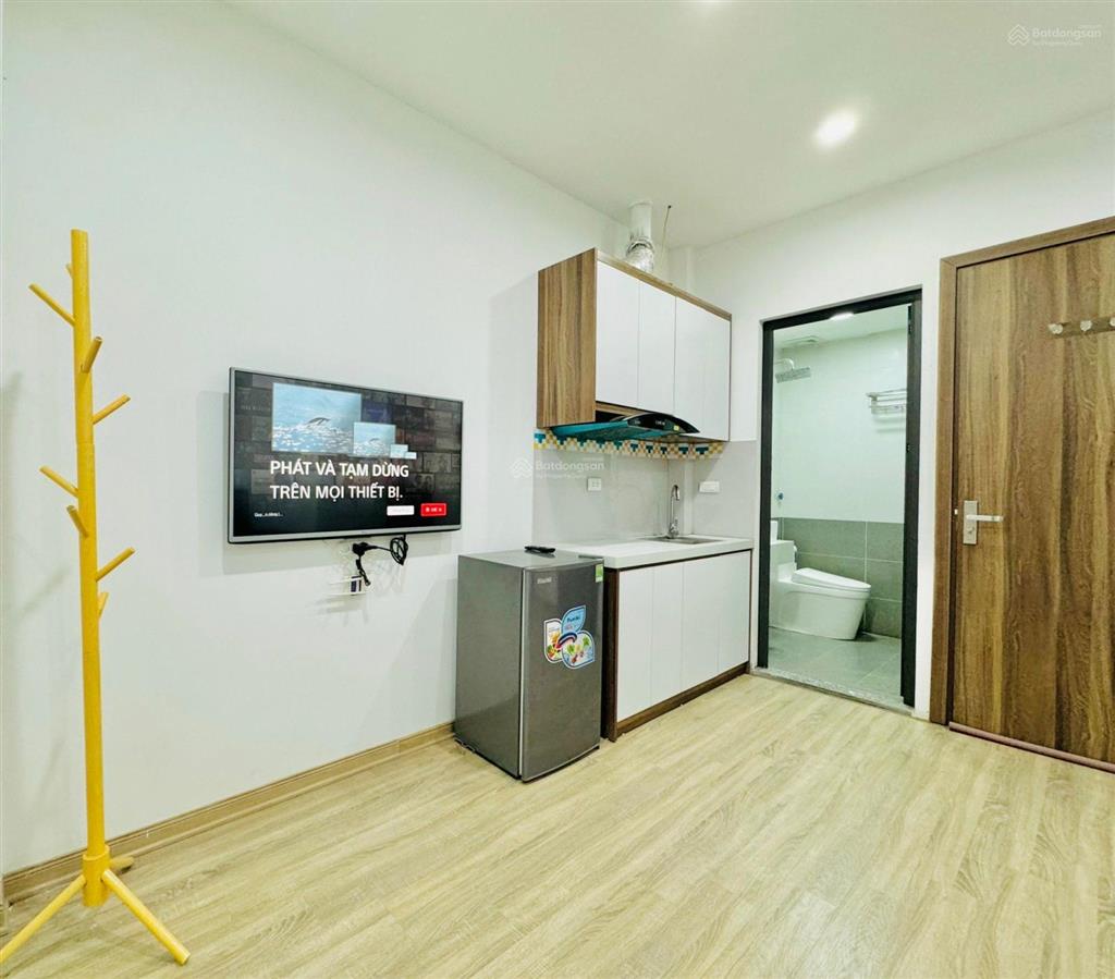Trung tâm nguyễn khang  yên hoà full đồ  cửa sổ tháng 7 đủ điều kiện ở