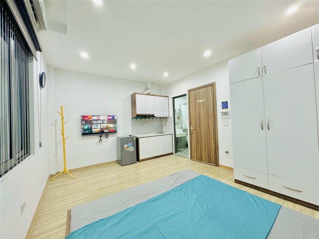 Trung tâm nguyễn khang  yên hoà full đồ  cửa sổ tháng 7 đủ điều kiện ở