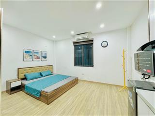 Trung tâm nguyễn khang  yên hoà full đồ  cửa sổ tháng 7 đủ điều kiện ở