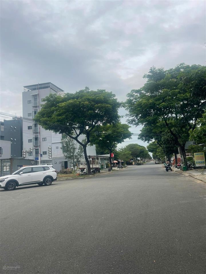 Giá sốc! mt võ văn đặng, dt 110m2, sạch đẹp, đường 10,5m, ngay làng đại học đà nẵng, giá 5 tỷ