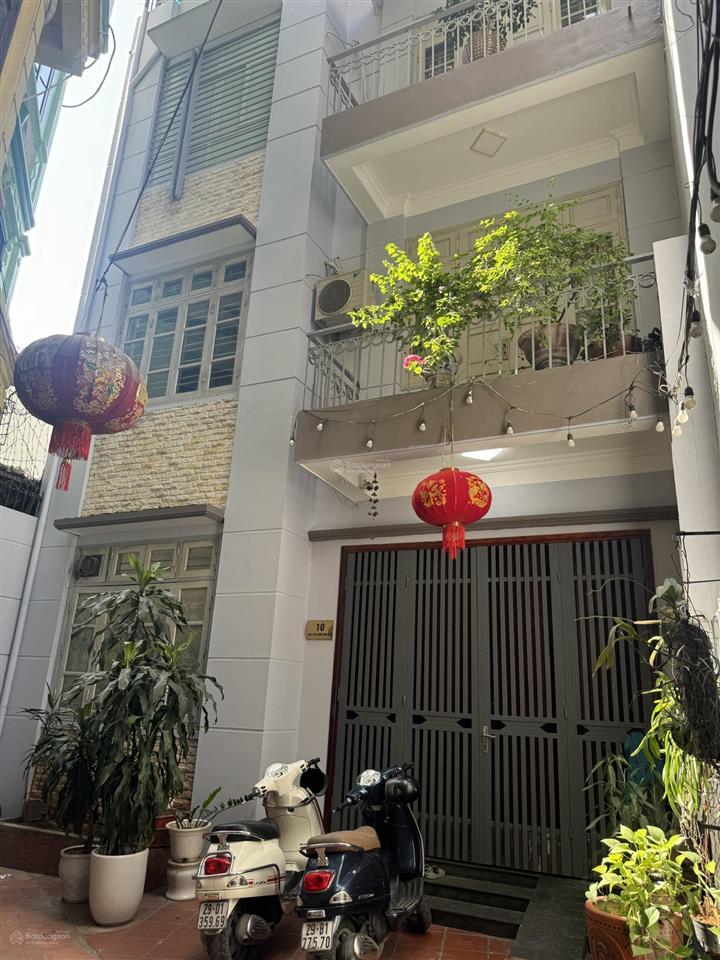 Nhà đẹp trương định  khu phân lô dân trí cao  ô tô vào tận nhà